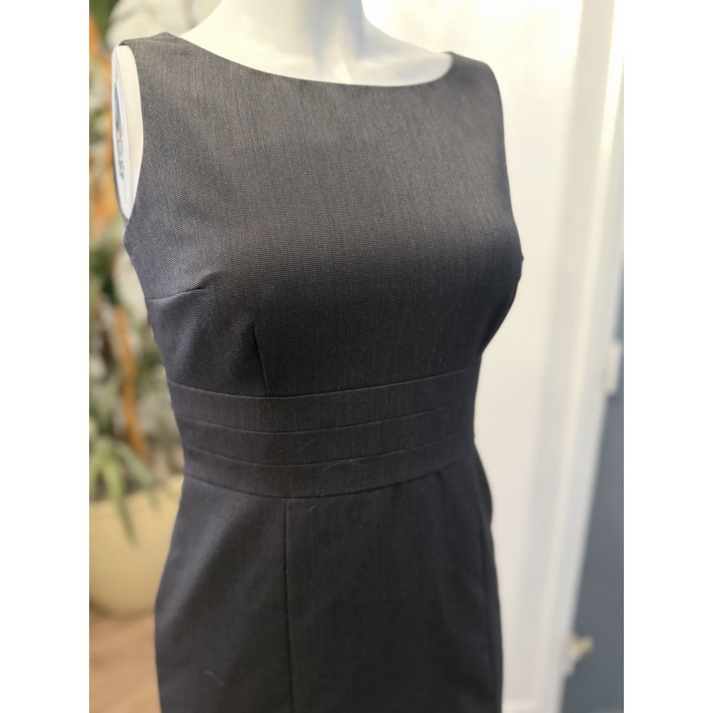H&M Corporate Sheath Dress Women Sz 8/10 M Sleeveless Career Office Scoop Neck - Picture 3 of 10